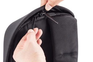 Sac bandoulière Bobby Sling en RPET - avec poche anti RFID personnalisable