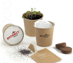 Gobelet en carton avec graines - kit de plantation personnalisable