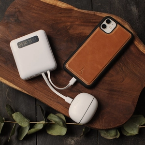 Batterie de secours avec 4 câbles - 10000 mAh personnalisable