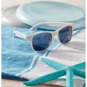Lunettes de soleil et monture en PP SEAQUAL personnalisable