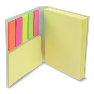 Post-it presenté dans son petit carnet personnalisable