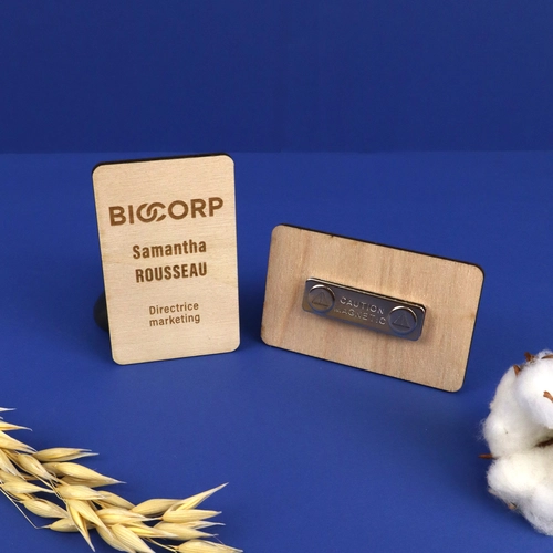 image du produit Badge bois magnétique