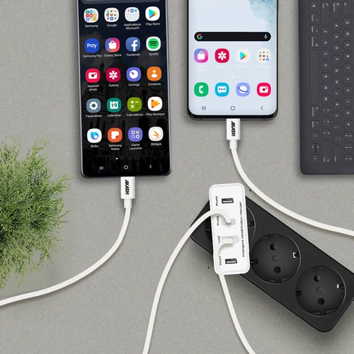 image du produit Chargeur secteur avec 4 port USB - charge rapide