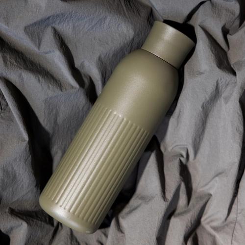 image du produit Gourde isotherme acier recyclé - 500 ml avec bouchon poussoir
