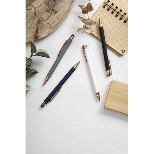 image du produit Stylo à bille en aluminium recyclé avec finition caoutchoutée